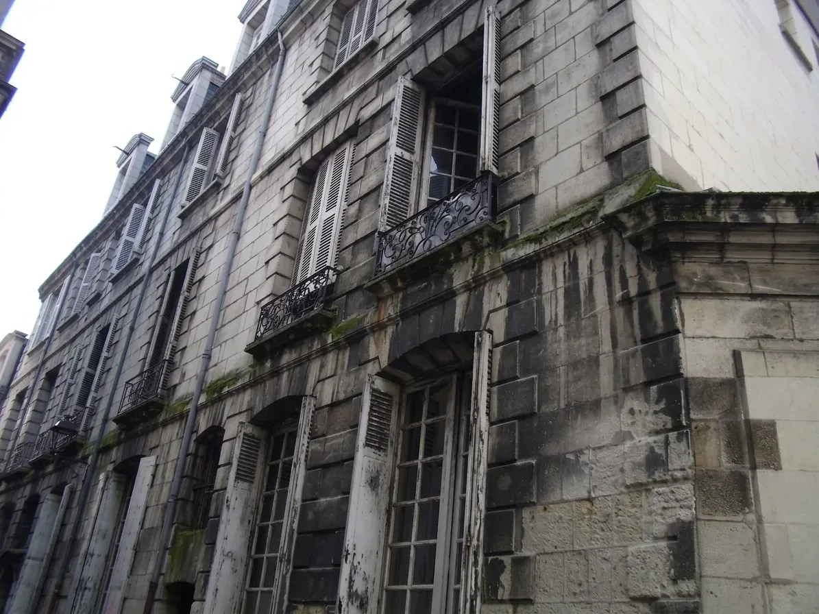 Ravalement de façade en pierre à Seine-et-Marne