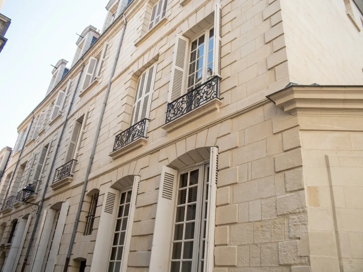 Ravalement de façade en pierre à Seine-et-Marne